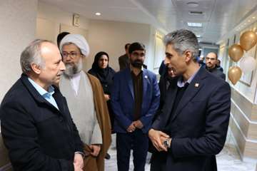 دکتر دانایی و رئیس دانشگاه سمنان در بیمارستان امیر-روزپرستار 